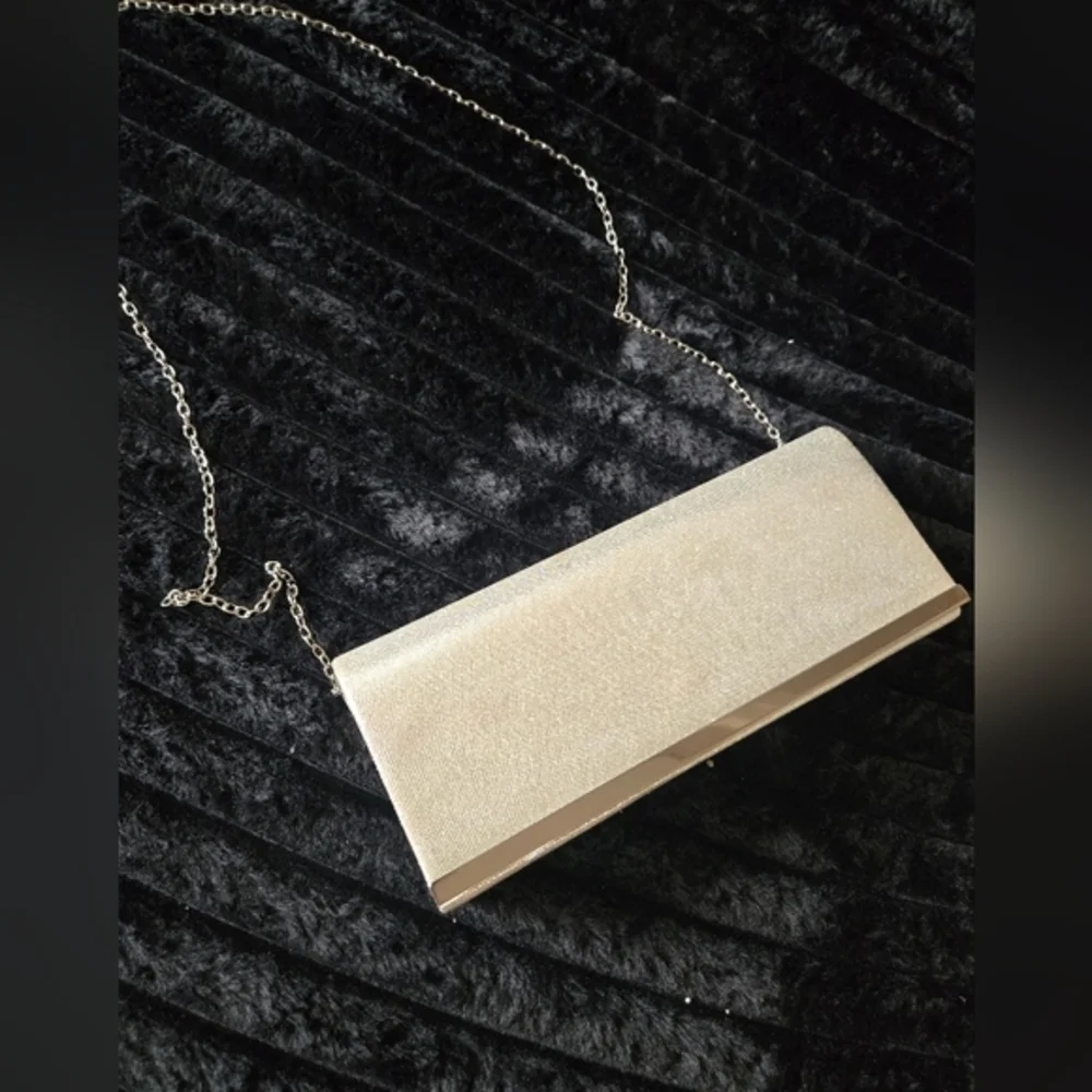 Elegant Silver RSVP Evening Clutch